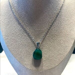 Elegant Green chalcedony Pendant Necklace